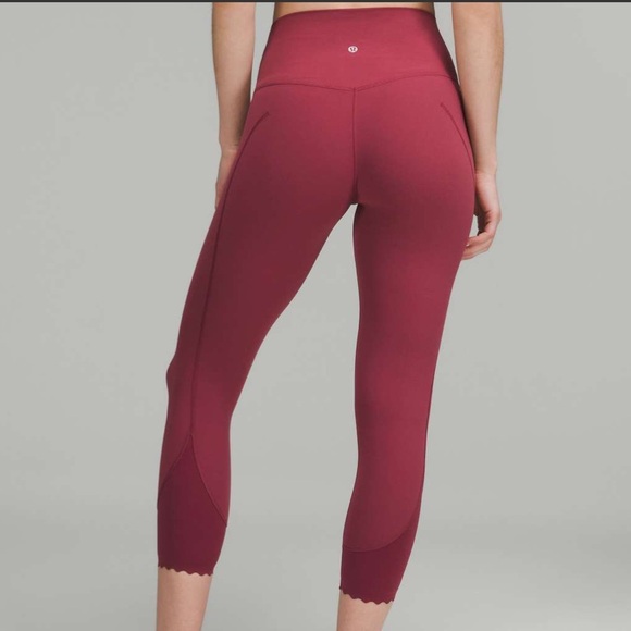 Lululemon Align Scalloped Hem High Rise Crop 23” - Picture 1 of 7
